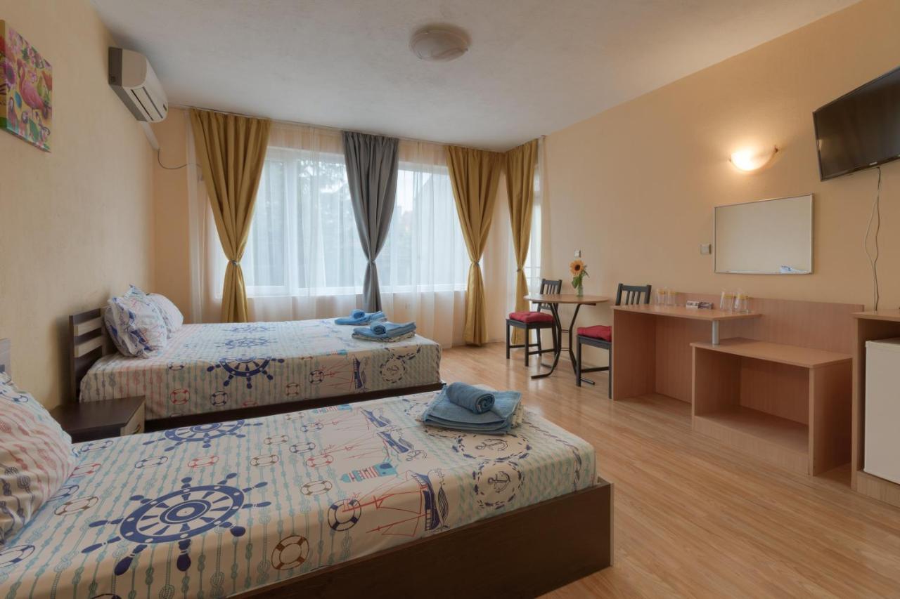 Kazlarov Guest House Kiten  Zewnętrze zdjęcie