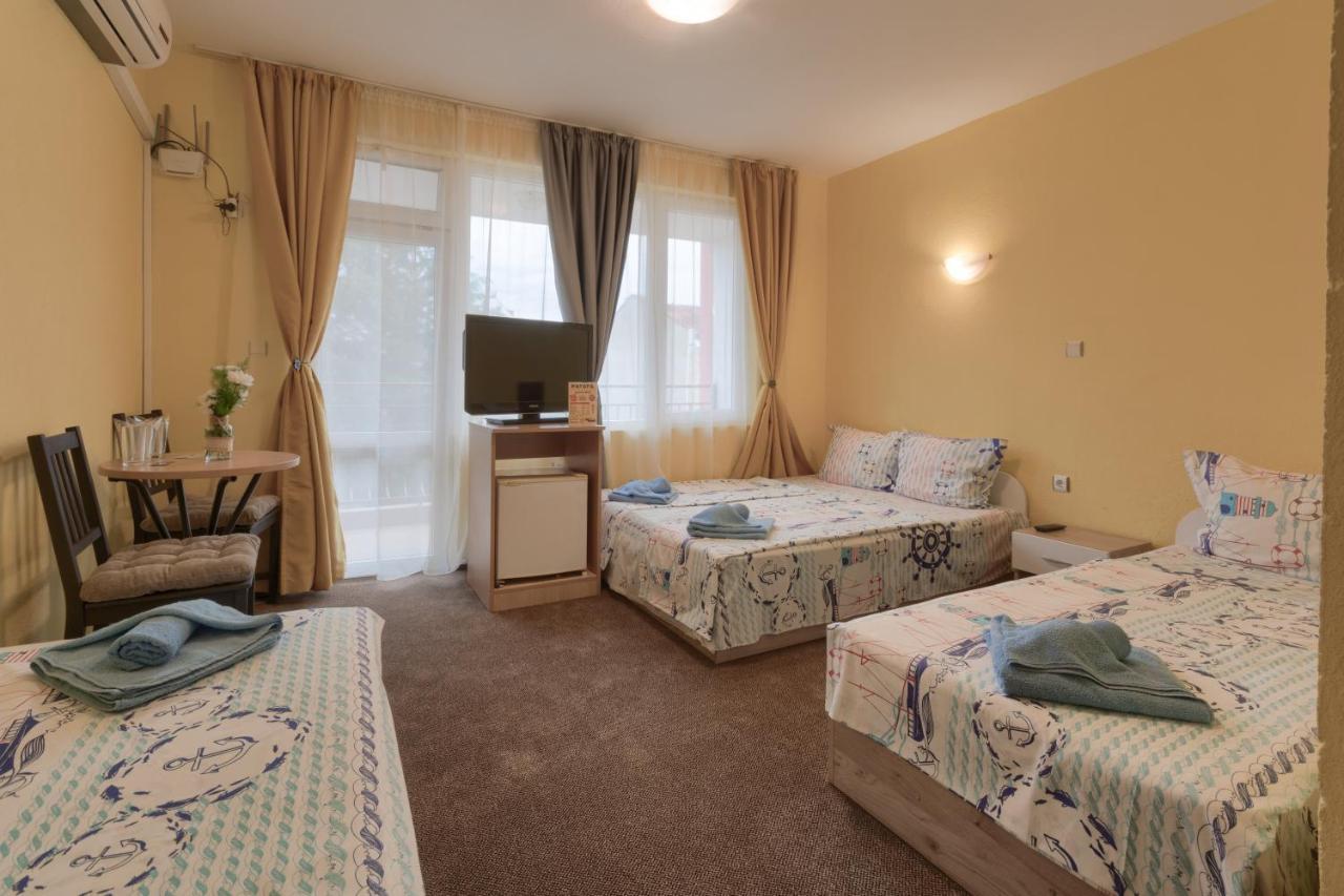 Kazlarov Guest House Kiten  Zewnętrze zdjęcie