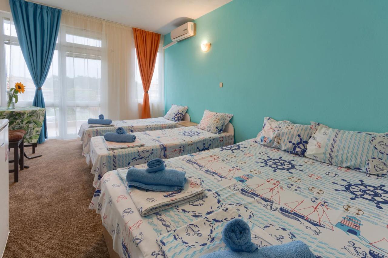 Kazlarov Guest House Kiten  Zewnętrze zdjęcie