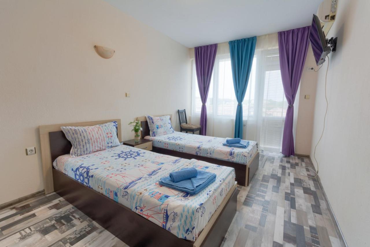 Kazlarov Guest House Kiten  Zewnętrze zdjęcie