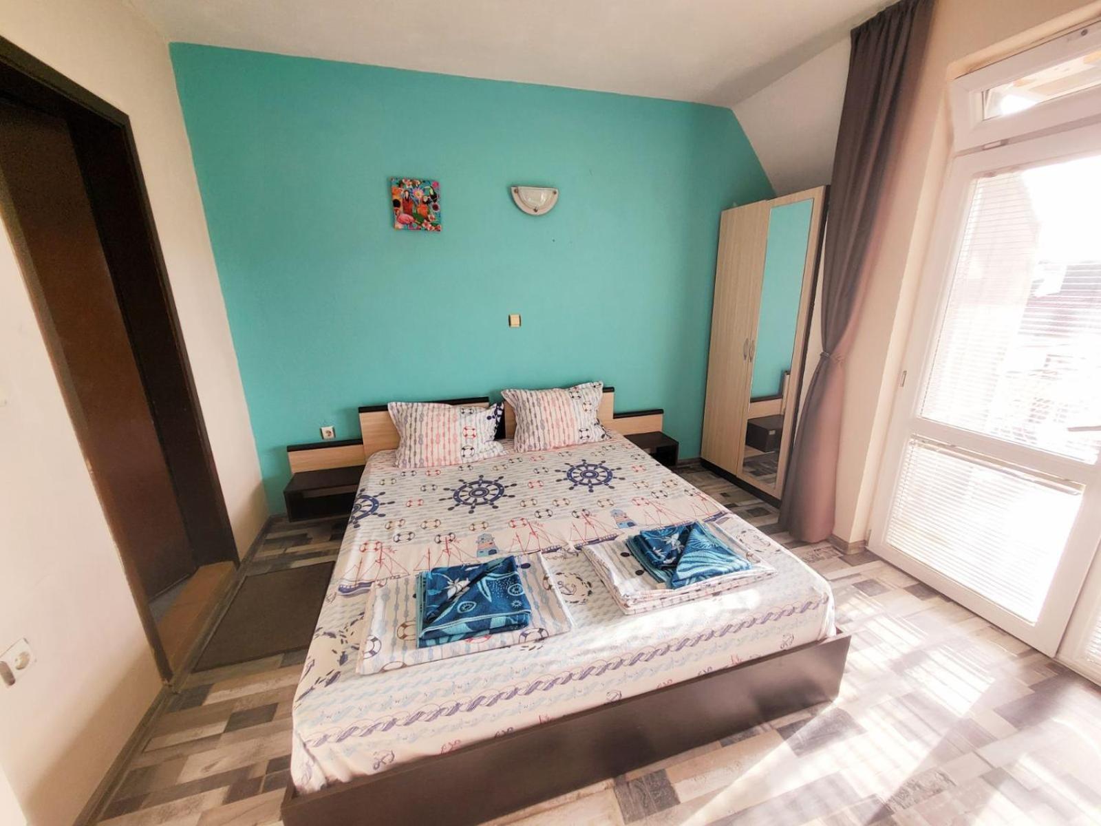 Kazlarov Guest House Kiten  Zewnętrze zdjęcie