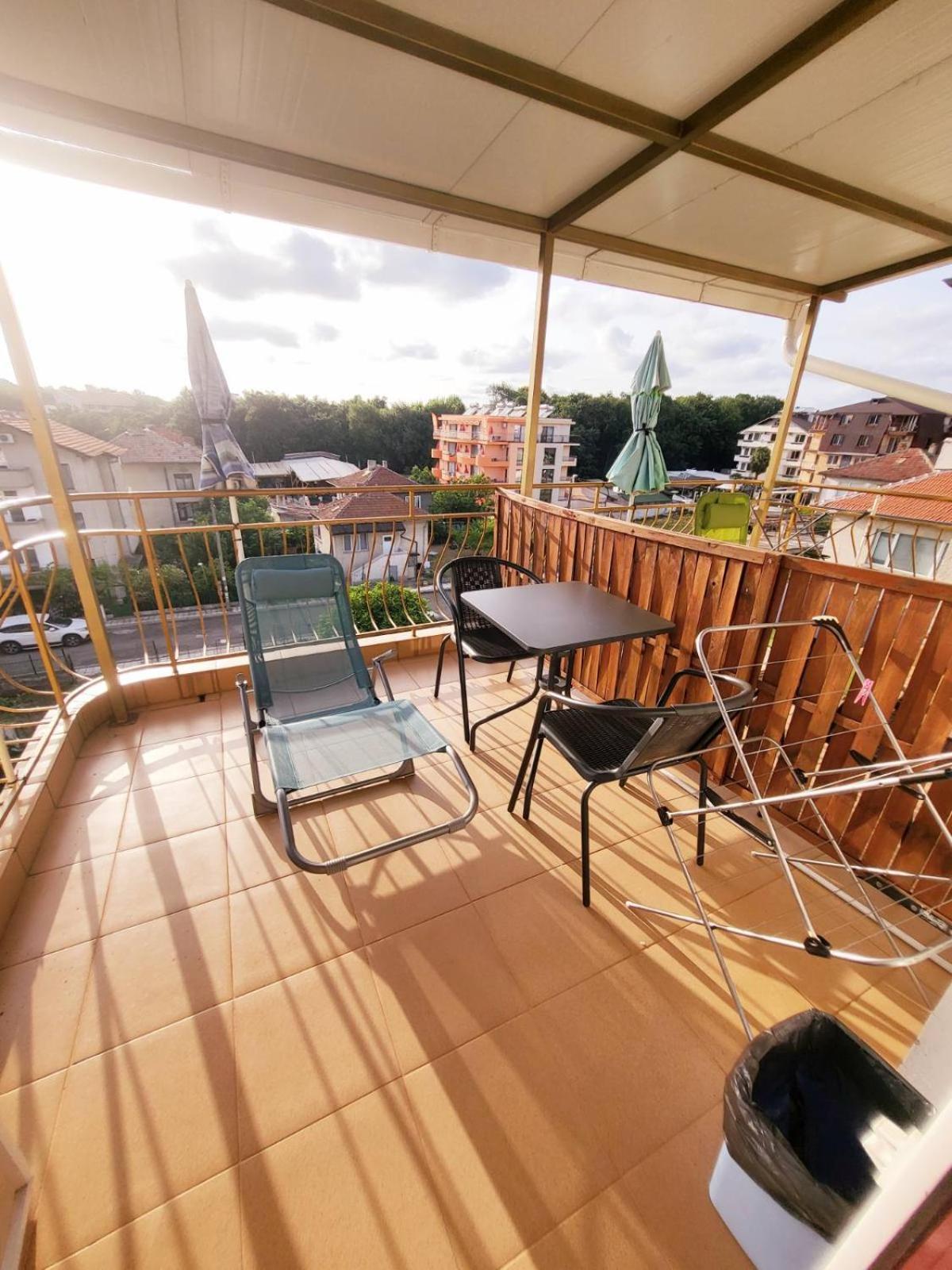 Kazlarov Guest House Kiten  Zewnętrze zdjęcie